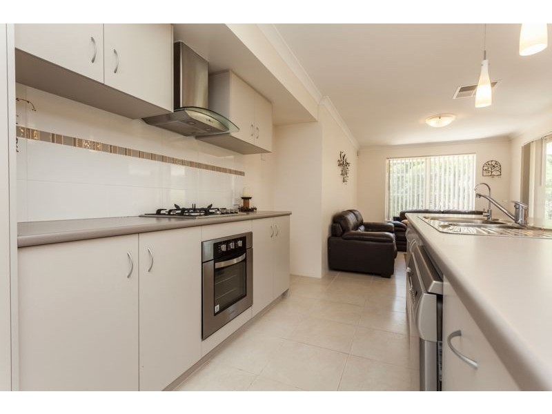 9 Heronwood Glade, Harrisdale WA 6112