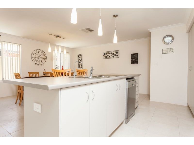 9 Heronwood Glade, Harrisdale WA 6112