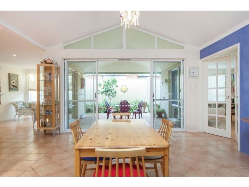 4 Forillion Avenue, Bibra Lake WA 6163