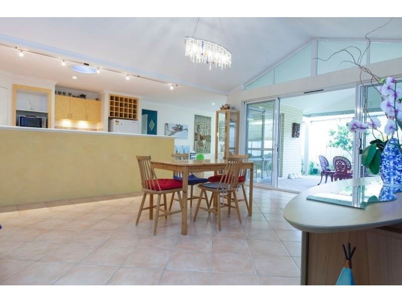 4 Forillion Avenue, Bibra Lake WA 6163