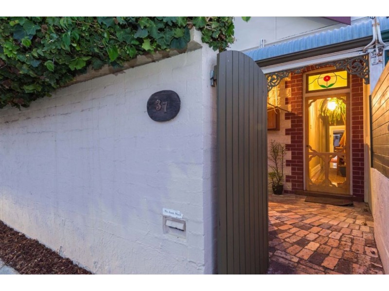 37 Douglas Ave, South Perth WA 6151