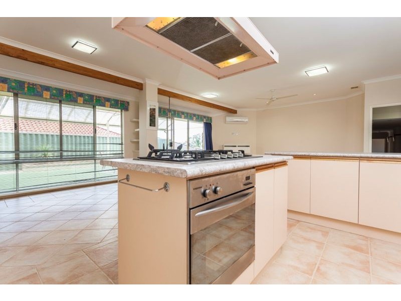 3 Millwood Close, Bibra Lake WA 6163