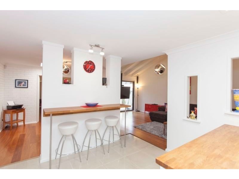 6 Kirby Way, Samson WA 6163