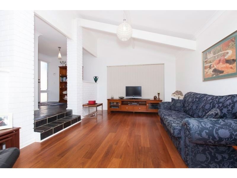 6 Kirby Way, Samson WA 6163