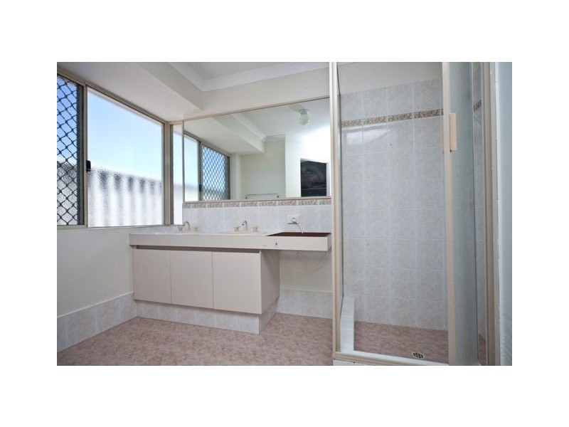 5 Greenpark Rise, Bibra Lake WA 6163