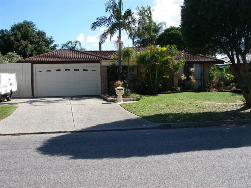 11 Chidzey Drive, Seville Grove WA 6112