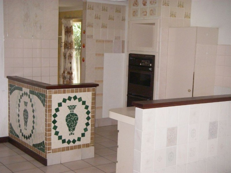 1/32 Abernethy Grove, Seville Grove WA 6112