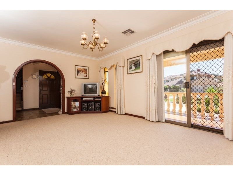 33 Hanlon Street, Hamilton Hill WA 6163