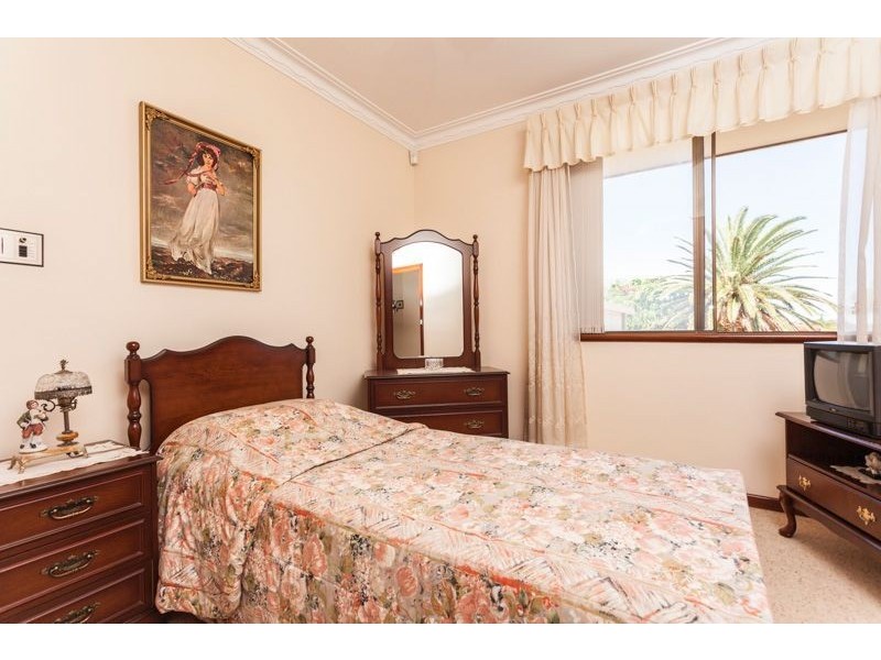 33 Hanlon Street, Hamilton Hill WA 6163