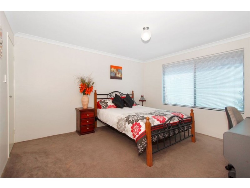 135 Shreeve Road, Canning Vale WA 6155