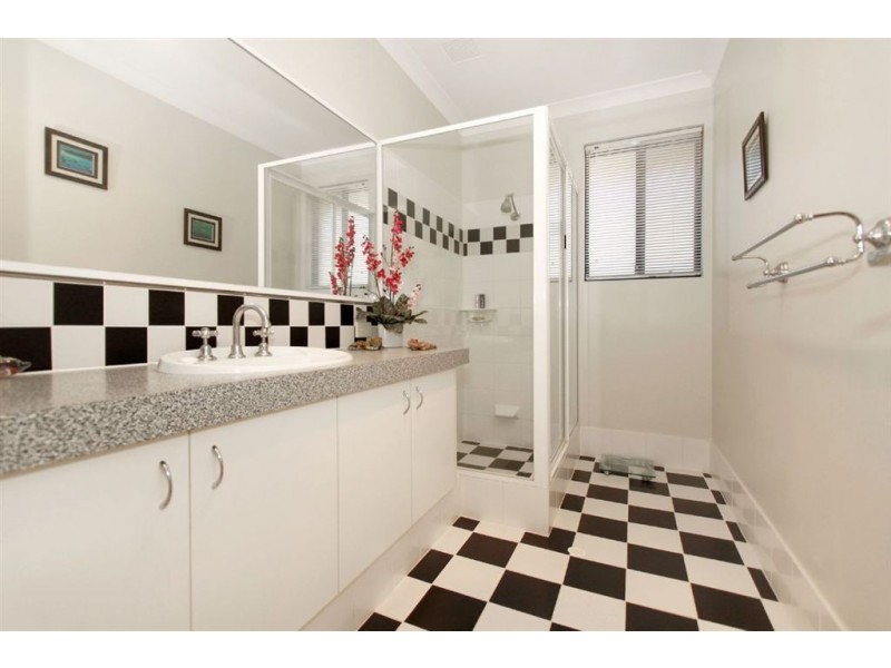 135 Shreeve Road, Canning Vale WA 6155