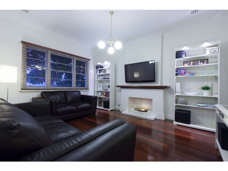 126 Toorak Road, Rivervale WA 6103