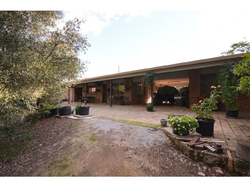 90 Stafford Road, Kenwick WA 6107