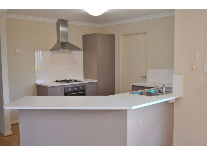 13/40 Fifth Road, Armadale WA 6112