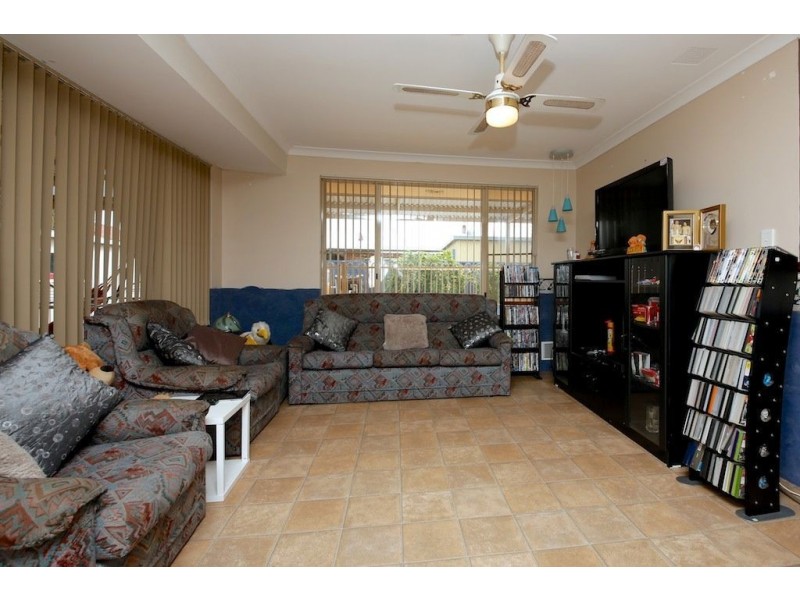 1 Pearce Court, Huntingdale WA 6110