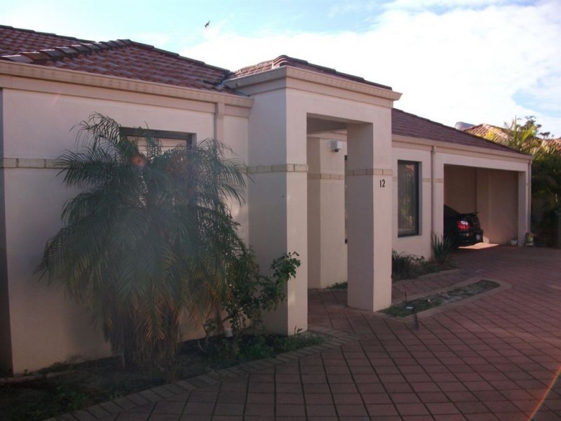 12/19 Holton Street, Cannington WA 6107