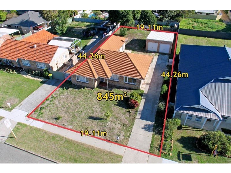 7 Tonbridge Way, Thornlie WA 6108