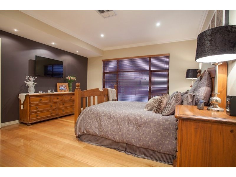 10 Tantabiddi Heights, Yangebup WA 6164