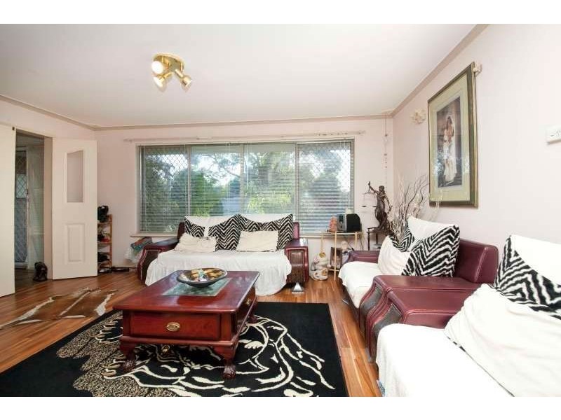 5 Dobell Street, Huntingdale WA 6110