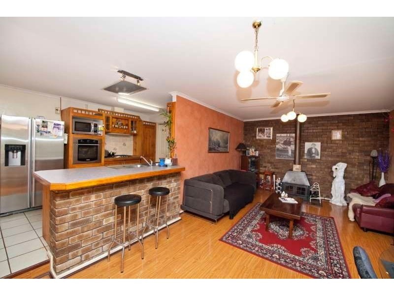 5 Dobell Street, Huntingdale WA 6110