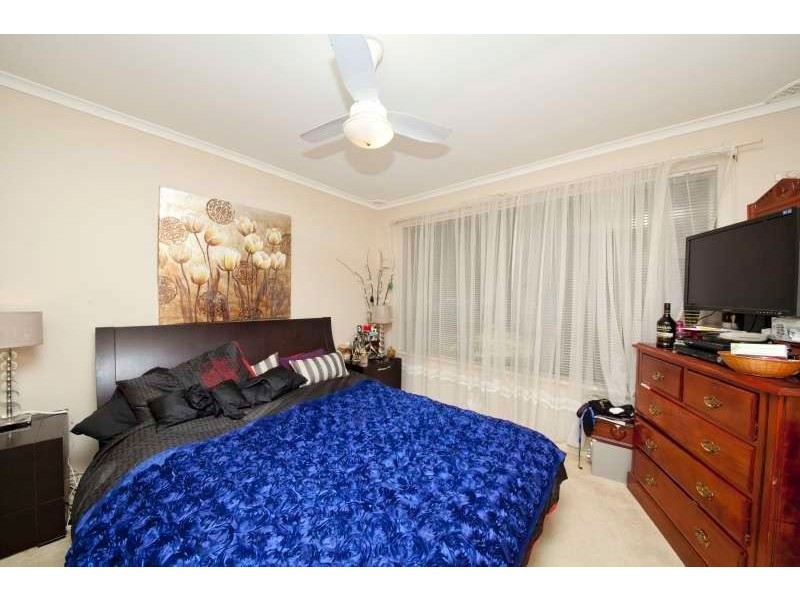 5 Dobell Street, Huntingdale WA 6110