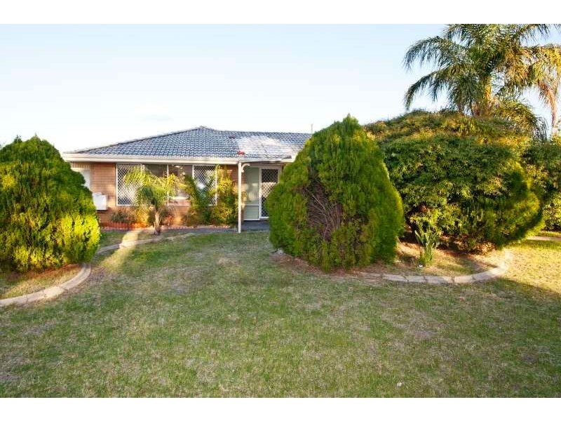 5 Dobell Street, Huntingdale WA 6110