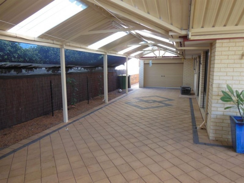 6 Caribbean Approach, Canning Vale WA 6155