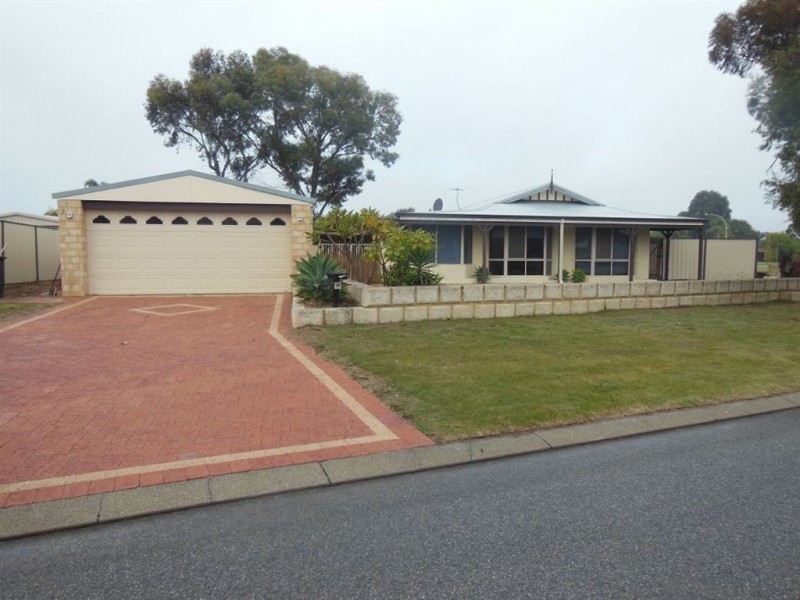 16 Kookaburra Way, Gosnells WA 6110
