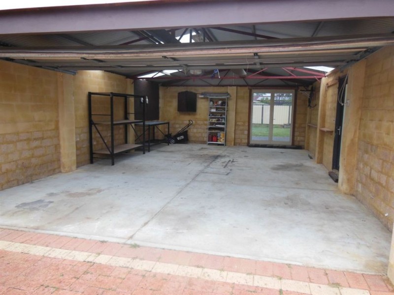 16 Kookaburra Way, Gosnells WA 6110