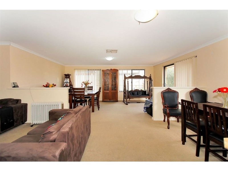 4 Gamenya Street, Canning Vale WA 6155