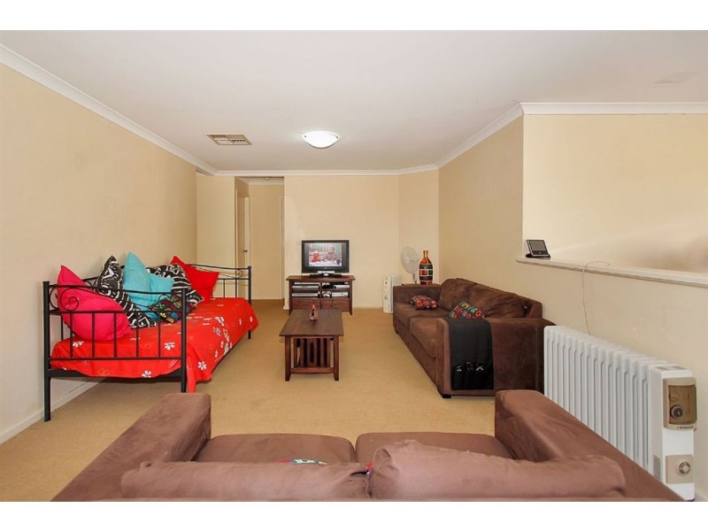 4 Gamenya Street, Canning Vale WA 6155