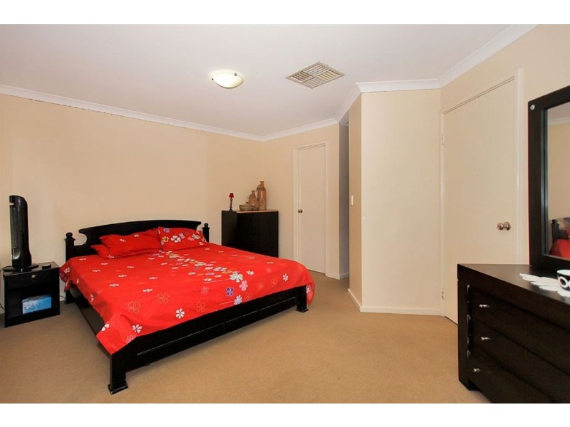 4 Gamenya Street, Canning Vale WA 6155