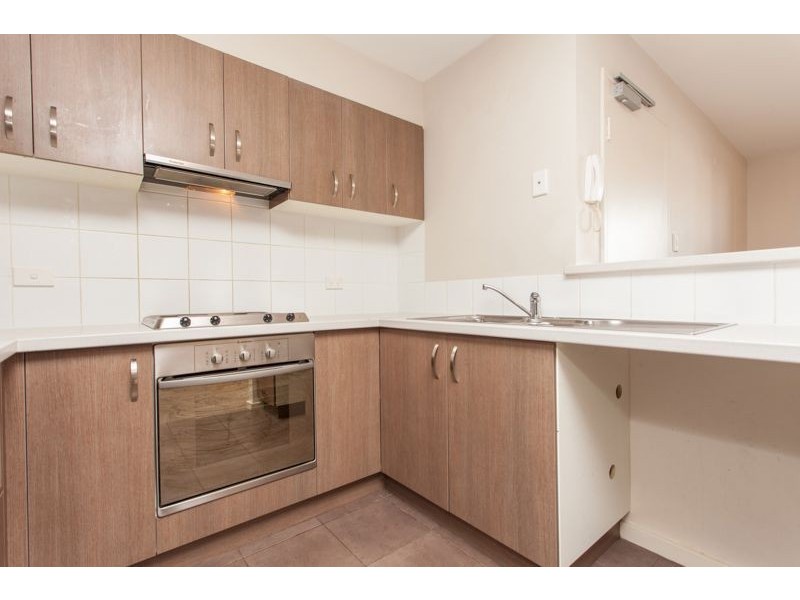 17/6 Ibera Way, Success WA 6164