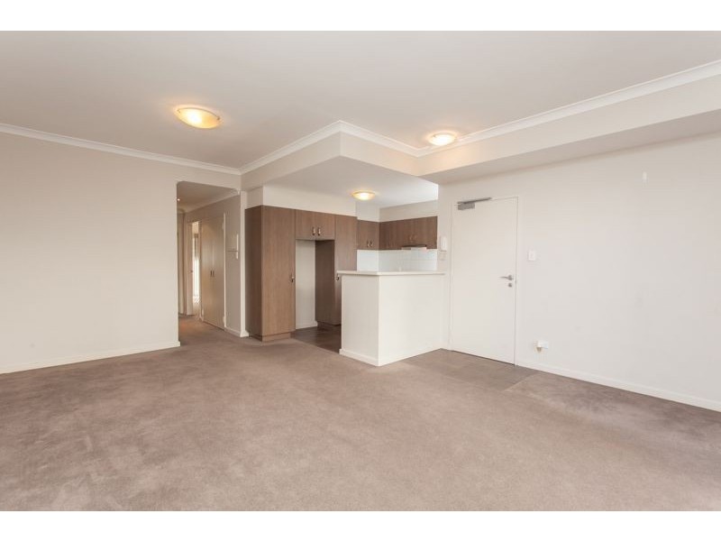 17/6 Ibera Way, Success WA 6164