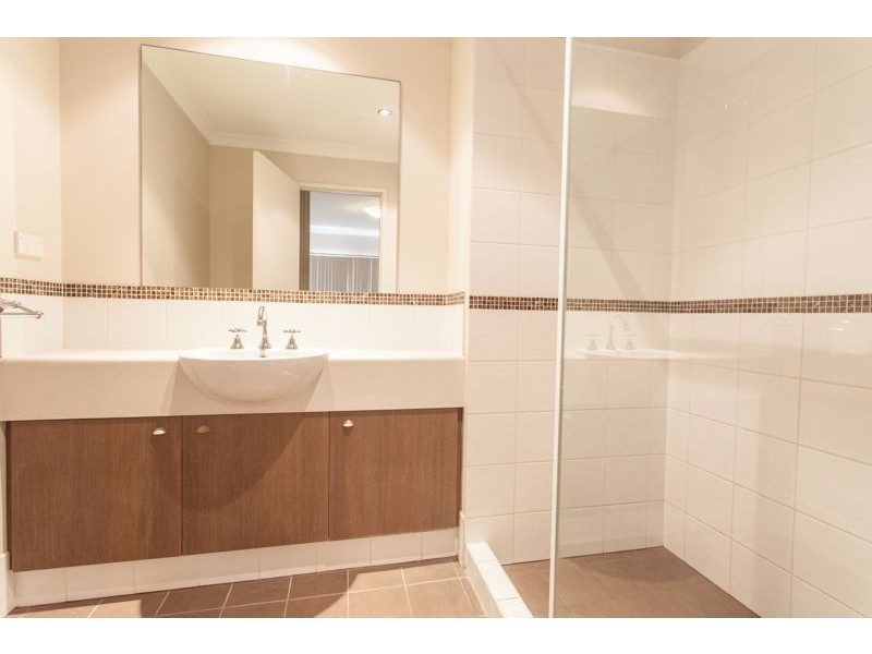 17/6 Ibera Way, Success WA 6164