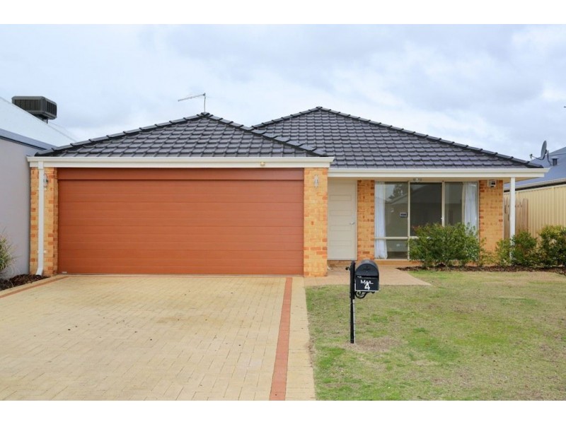 4 Daffodil, Canning Vale WA 6155