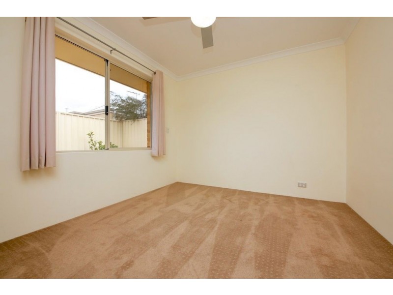 4 Daffodil, Canning Vale WA 6155