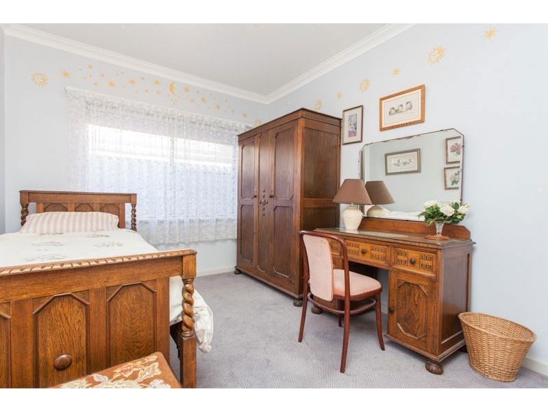 31 McMahon Way, Kardinya WA 6163