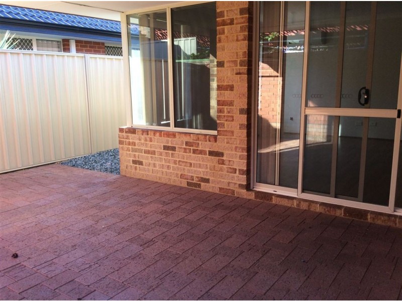 2/50 Sixth Road, Armadale WA 6112