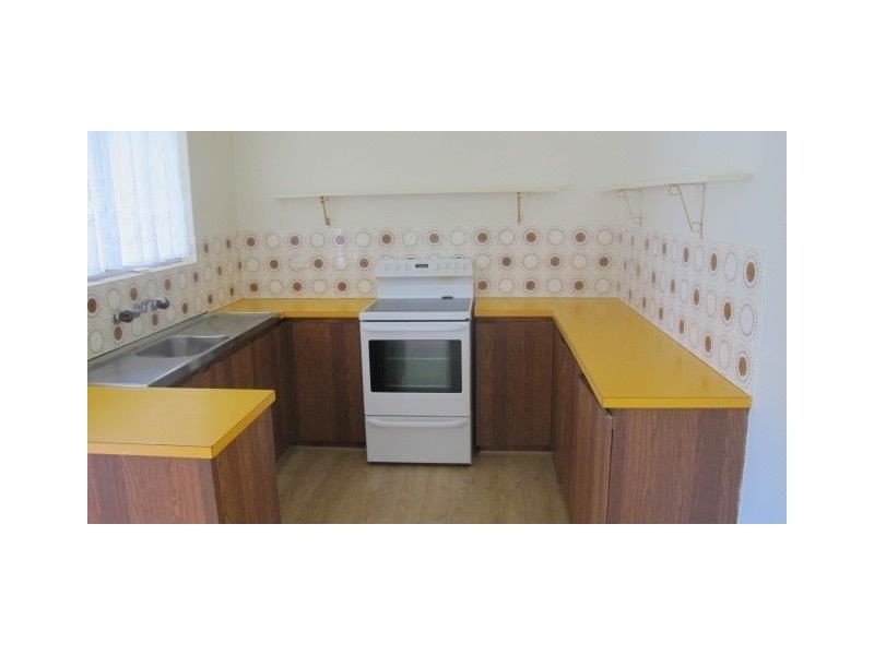 4 James Street, Gosnells WA 6110