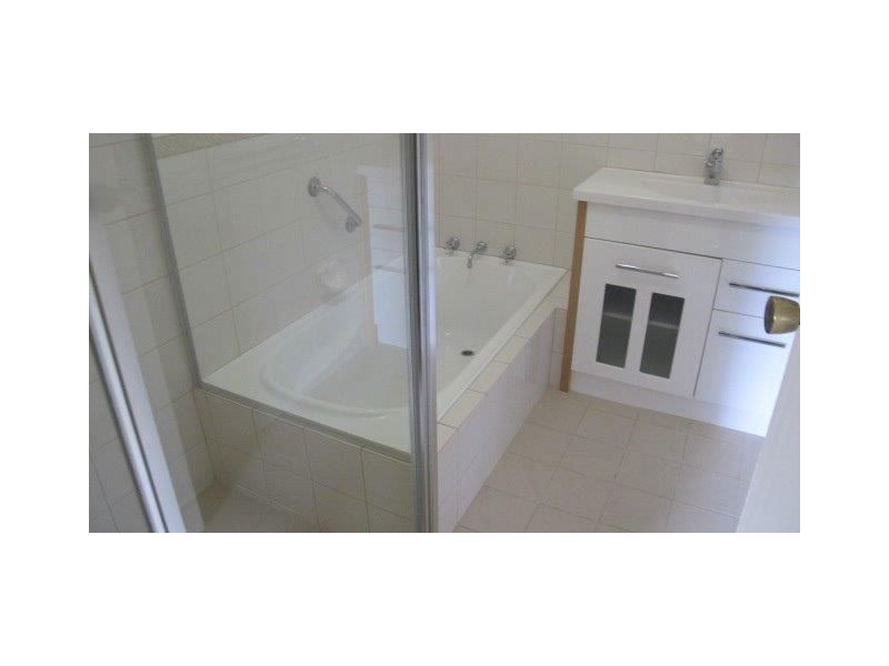 4 James Street, Gosnells WA 6110