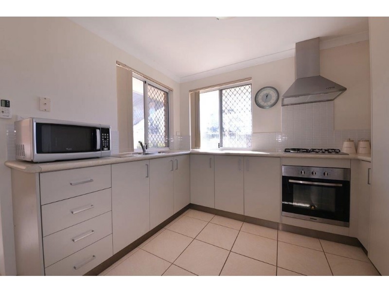 8/10 Delamere Place, Camillo WA 6111