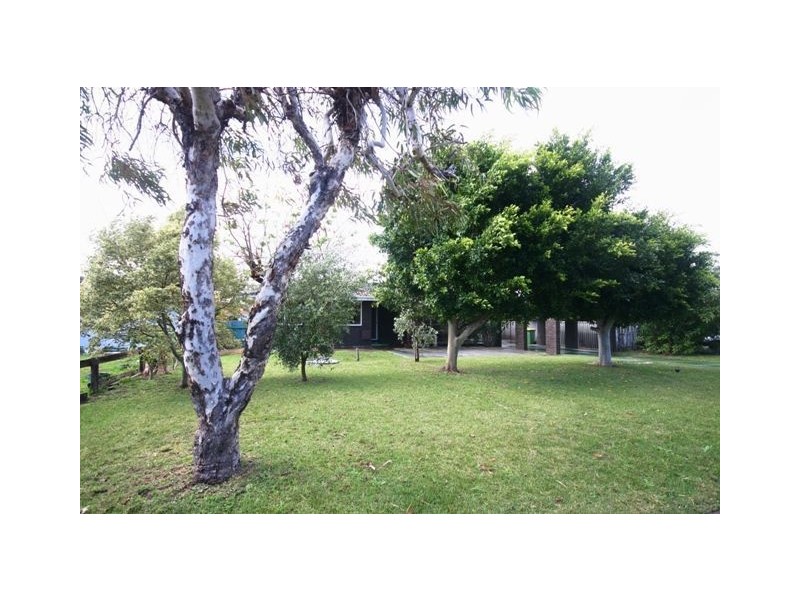 14 Pictor Court, Rockingham WA 6168