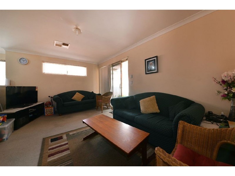 2/162 Hicks Street, Gosnells WA 6110