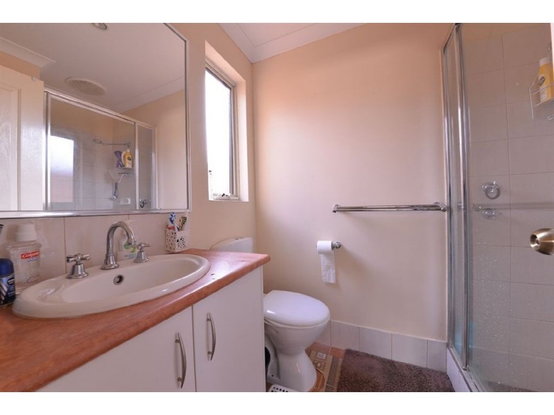 2/162 Hicks Street, Gosnells WA 6110