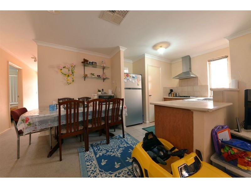 2/162 Hicks Street, Gosnells WA 6110