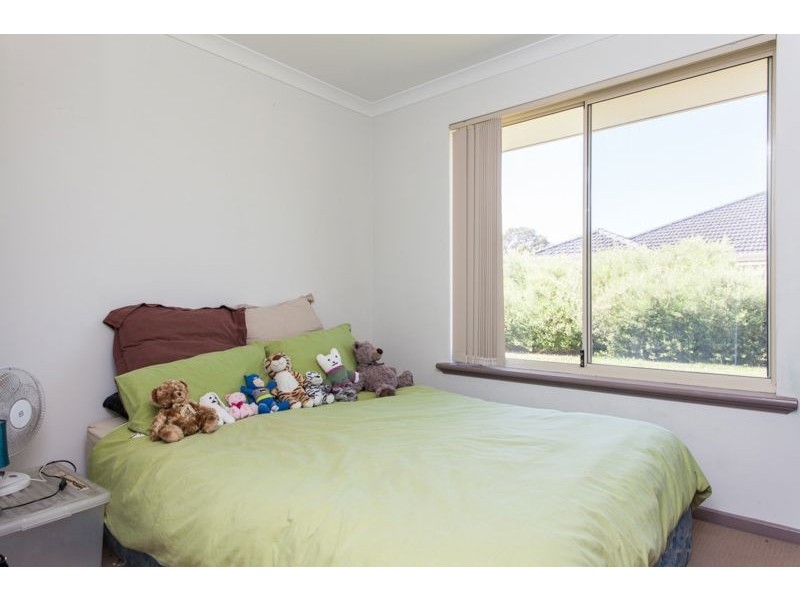 21 Murphy Road, Seville Grove WA 6112