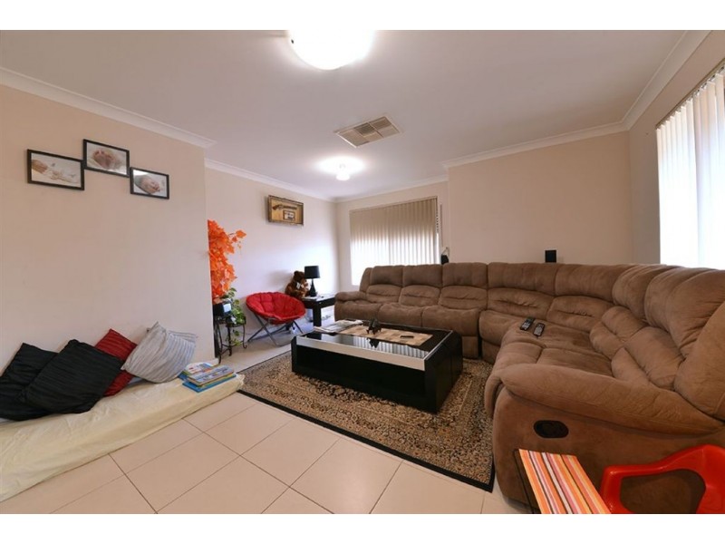 90 Balfour Street, Huntingdale WA 6110