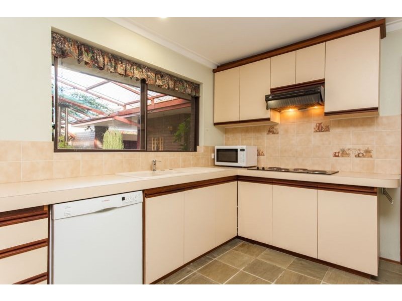 3 Princeton Court, Thornlie WA 6108