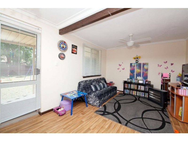 22 Tambulam Way, Armadale WA 6112